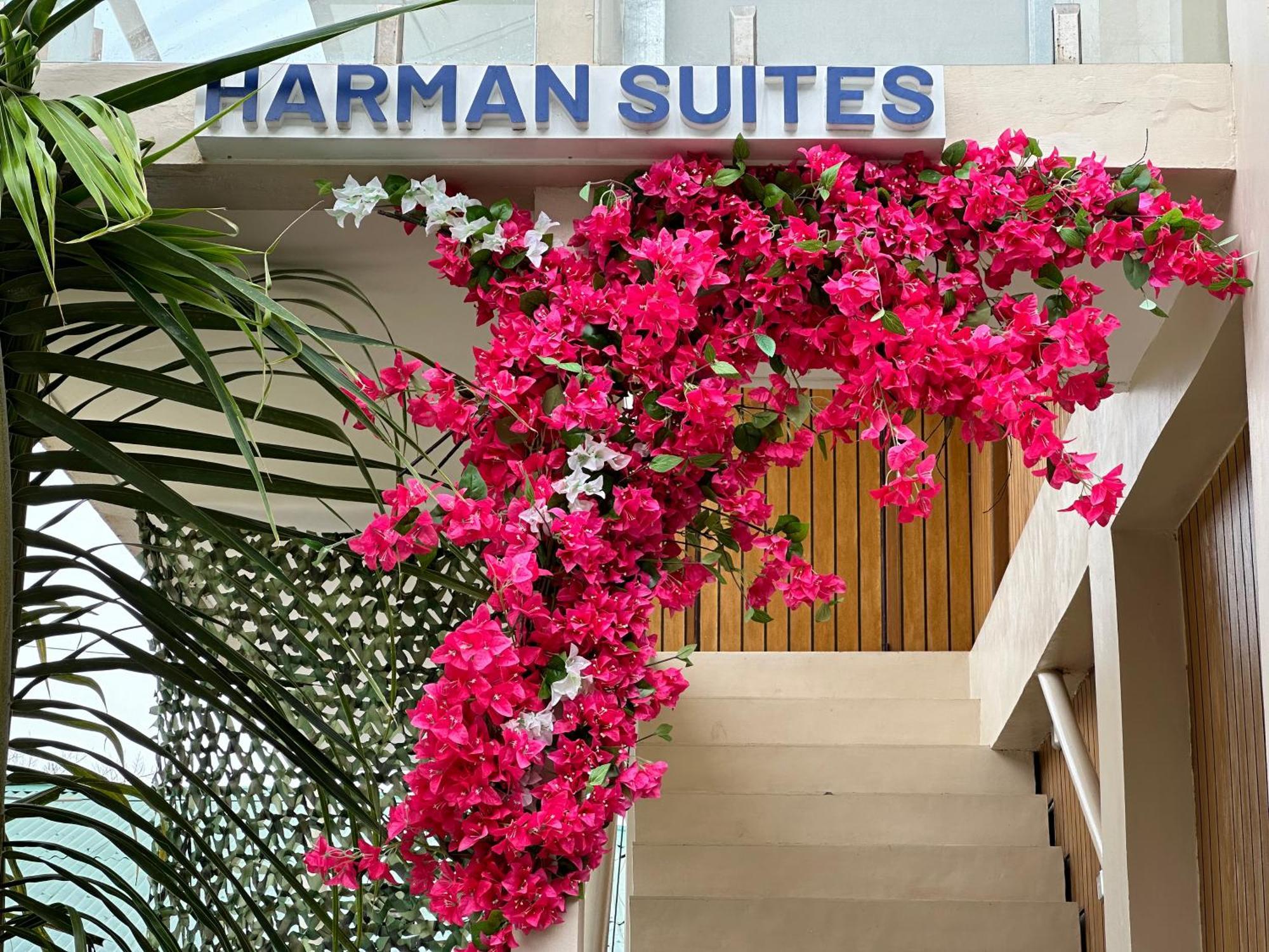 Harman Suites Моалбоал Экстерьер фото