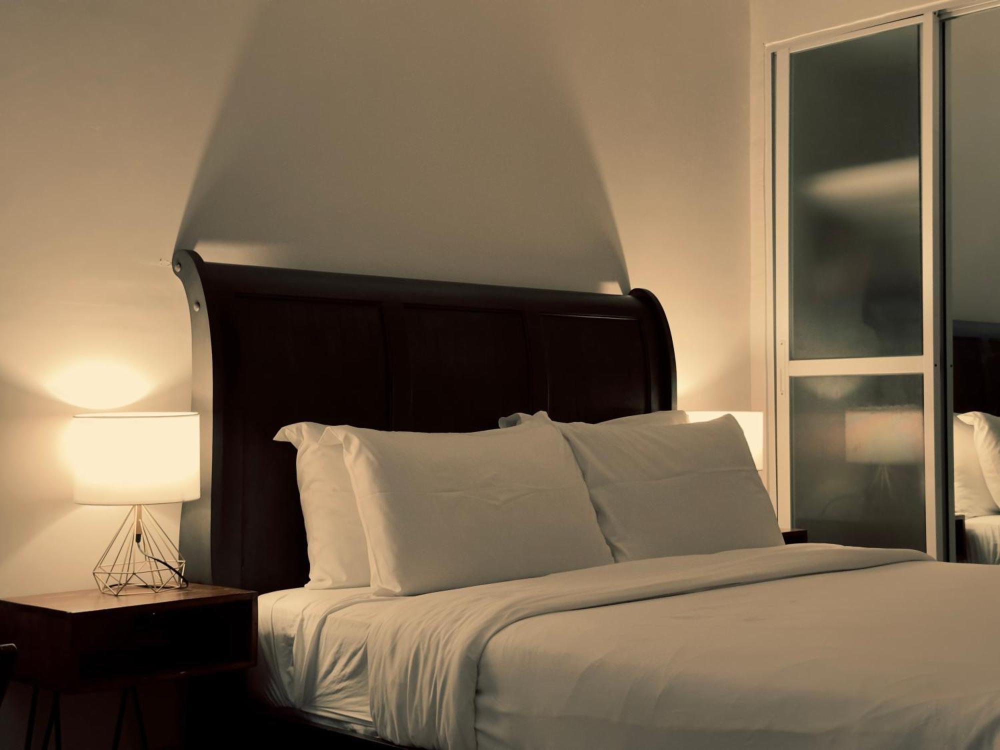 Harman Suites Моалбоал Экстерьер фото
